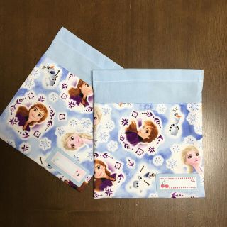 アナ雪コップ袋　ハンドメイド　2枚セット（紐なし）(ランチボックス巾着)