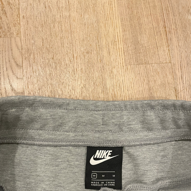 極美品‼️ NIKE ナイキ　テックフリース　ジョガー　パンツ　グレー