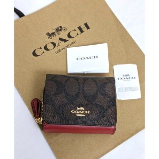 コーチ(COACH)の★新品タグ付き★ COACH コーチ 三つ折り財布 シグネチャー　レッド(財布)