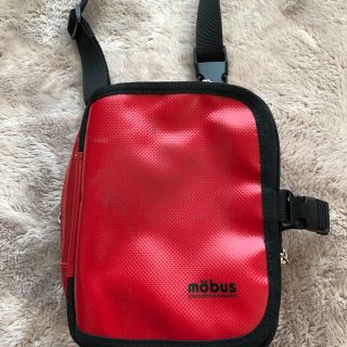 モーブス(mobus)のmobusポーチバック (ボディーバッグ)