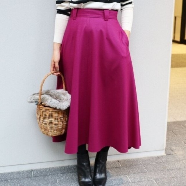IENA(イエナ)のIENA ハード圧縮フレアスカート 40 レディースのスカート(ロングスカート)の商品写真