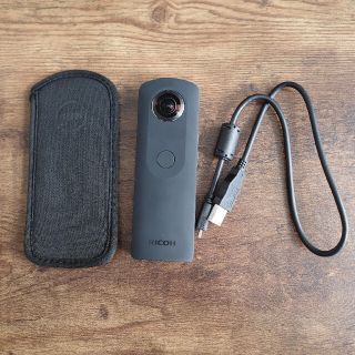 リコー(RICOH)のTHETA S(コンパクトデジタルカメラ)