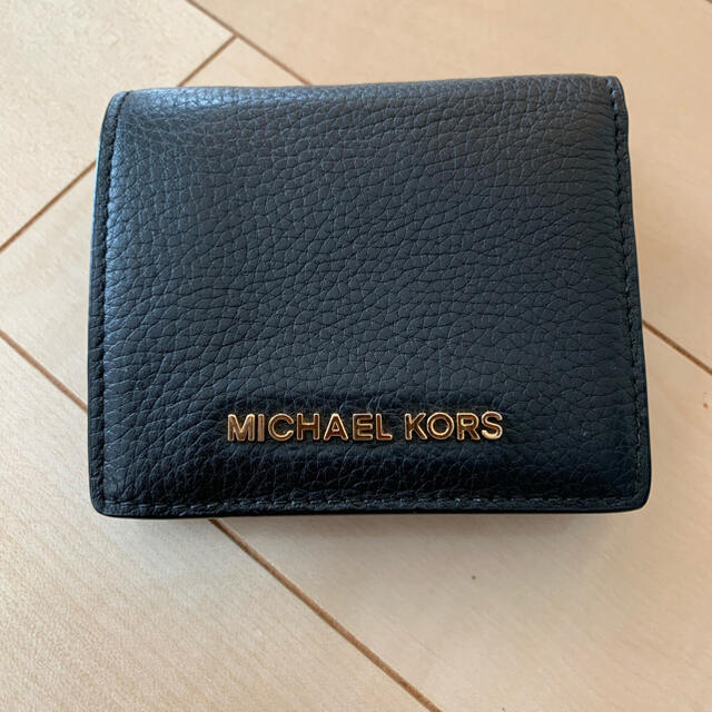 Michael Kors(マイケルコース)の値下げ！マイケルコース　Michael Kors 二つ折り財布 レディースのファッション小物(財布)の商品写真