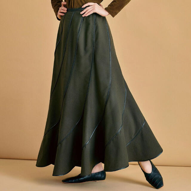 ROSE BUD(ローズバッド)のローズバッド　グリーン　スカート レディースのスカート(ロングスカート)の商品写真