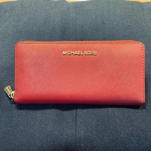 Michael Kors(マイケルコース)のマイケルコース(MICHAEL KORS)長財布（赤 レッド ボルドー） レディースのファッション小物(財布)の商品写真