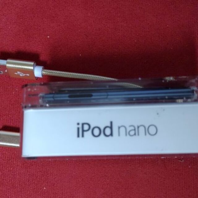 Apple アップル iPod nano 16GB  スマホ/家電/カメラのオーディオ機器(ポータブルプレーヤー)の商品写真