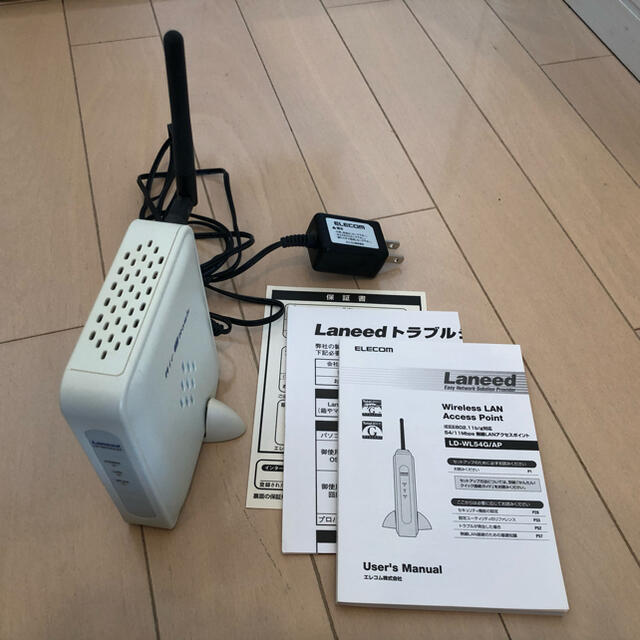 ELECOM(エレコム)のWifi アクセスポイントとメディアコンバータ スマホ/家電/カメラの生活家電(その他)の商品写真