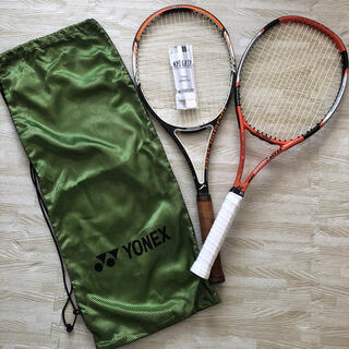 ヨネックス(YONEX)のテニスラケット2本とカバー、グリップテープ1本(ラケット)