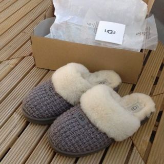 アグ(UGG)の≪専用ページ≫(スリッポン/モカシン)