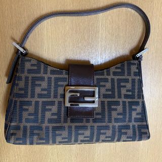 フェンディ(FENDI)のFENDI ズッカ柄 ワンショルダーバッグ(ショルダーバッグ)