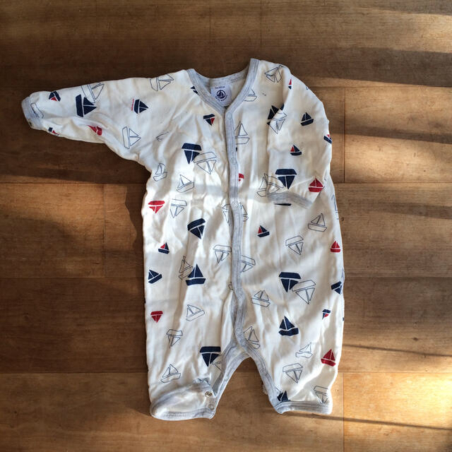 PETIT BATEAU(プチバトー)のプチバトー ロンパースセット キッズ/ベビー/マタニティのベビー服(~85cm)(ロンパース)の商品写真