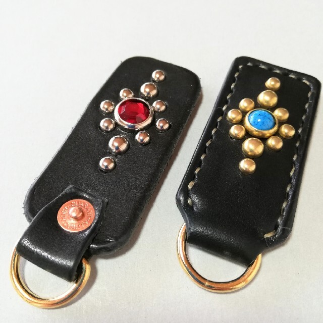 スタッズキーホルダーの通販 by 池田 |ラクマ スタッズキーホルダーの通販 by 池田 |ラクマ
