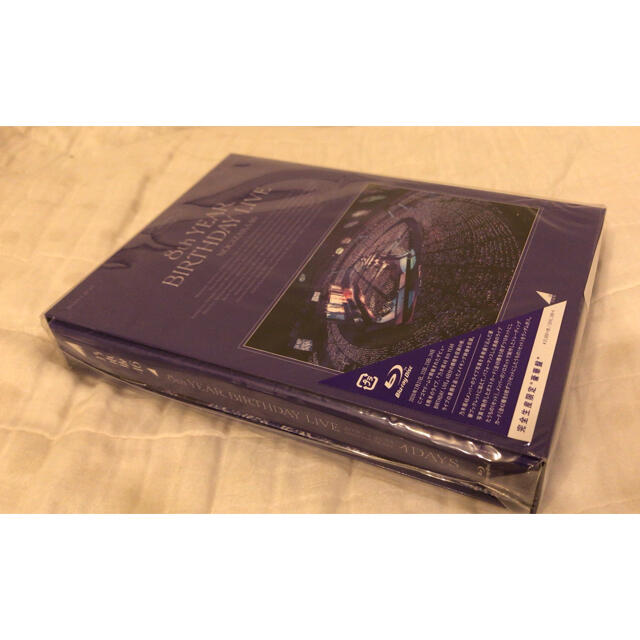 乃木坂46(ノギザカフォーティーシックス)の8th　YEAR　BIRTHDAY　LIVE（完全生産限定盤） Blu-ray エンタメ/ホビーのDVD/ブルーレイ(アイドル)の商品写真