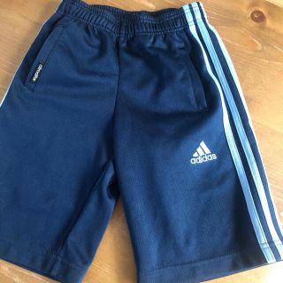 アディダス(adidas)のアディダス  ハーフパンツ　120(パンツ/スパッツ)