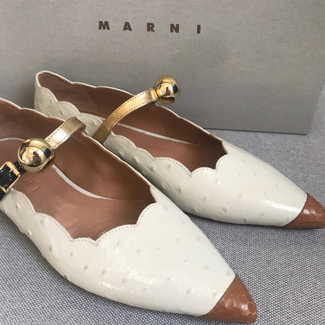 新品☆MARNI オーストリッチ型押しパンプス　マルニ　フラット　シューズ　24 1