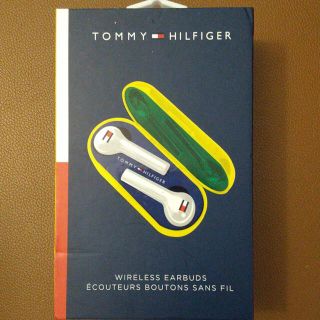 トミーヒルフィガー(TOMMY HILFIGER)のりんりんママ様専用☆TOMMY HILFIGER ワイヤレスイヤホン(ヘッドフォン/イヤフォン)