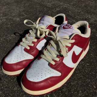 ナイキ(NIKE)のVNTG NIKE DUNK LOW ナイキ ダンク ロー ヴィンテージ 白赤(スニーカー)