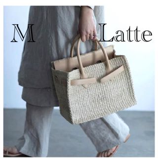 シー(SEA)のSEA BASKET BAG (MEDIUM) かごバッグM ラテ LATTE(かごバッグ/ストローバッグ)