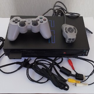 プレイステーション2(PlayStation2)のプレイステーション2本体(家庭用ゲーム機本体)