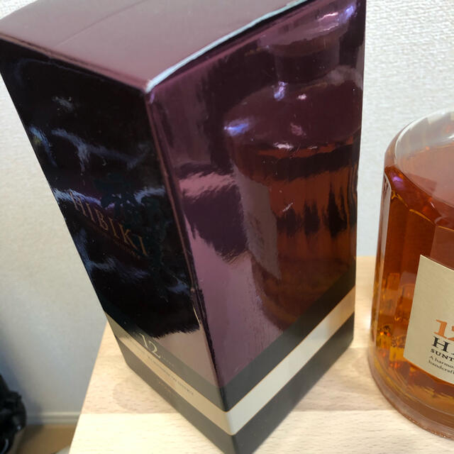 サントリー響12年　700ml 箱入り 1