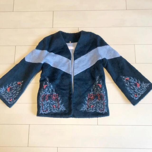 ♡美品♡ディサヤ刺繍コート レディースのジャケット/アウター(ノーカラージャケット)の商品写真