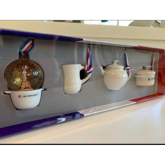Le Creuset 新品 ル クルーゼ ミニチュア オーナメント コレクション 4個入リ の通販 By きき S Shop ルクルーゼ ならラクマ Le Creuset 新品 ル クルーゼ ミニチュア オーナメント コレクション 4個入リ の通販 By きき S Shop ルクルーゼ ならラクマ