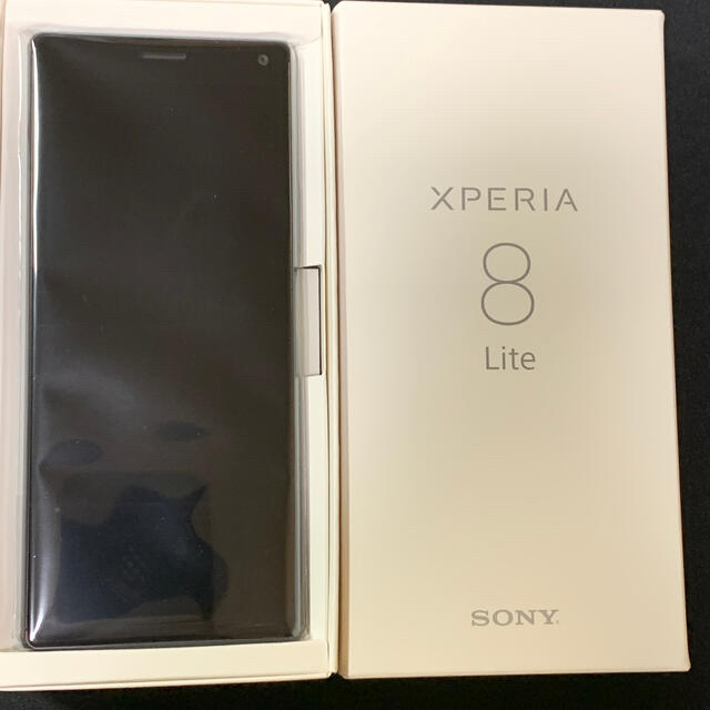Xperia 8 lite ブラック　SIMフリー　新品未使用