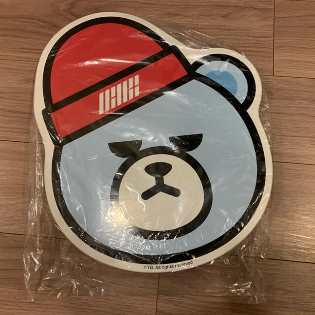 値下げKRUNK×iKON ミニテーブル