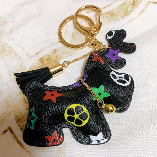 LOUIS VUITTON - ルイヴィトン風キーホルダーの通販 by ちなちゃん
