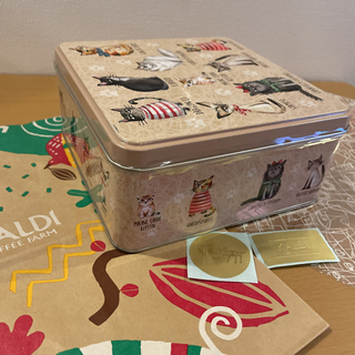 カルディ(KALDI)のカルディ   グランマワイルズ　ビスケットアソート　キャッツティン　ネコ　缶(菓子/デザート)