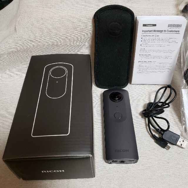 RICOH THETA V（自撮り棒付き）