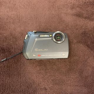 カシオ(CASIO)のCASIO EXILIM G EX-G1BK ハリスツイードケース付き(コンパクトデジタルカメラ)