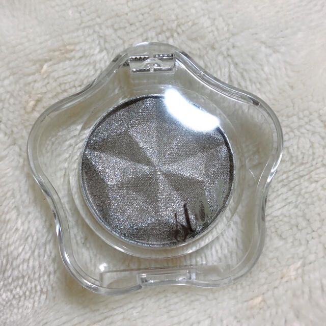 NATURE REPUBLIC(ネイチャーリパブリック)のprism star sparkling eye shadow SWH004 コスメ/美容のベースメイク/化粧品(アイシャドウ)の商品写真