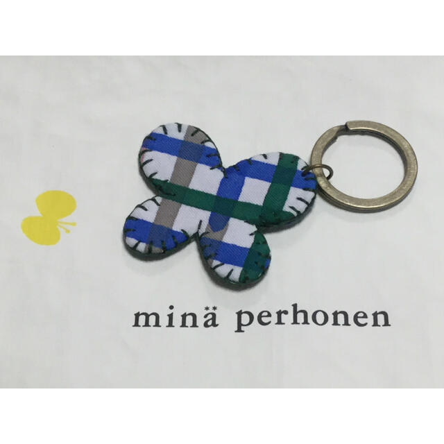 mina perhonen(ミナペルホネン)のminamoブルー　ミナペルホネン　ハンドメイド　キーリング　キーホルダー ハンドメイドのアクセサリー(キーホルダー/ストラップ)の商品写真