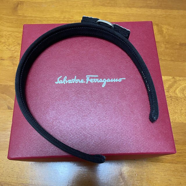 Ferragamo カチューシャ