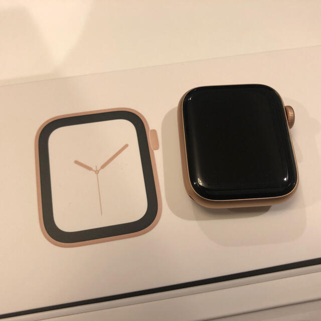 Apple Watch Series 4 GPSモデル 40mm ゴールド美品！