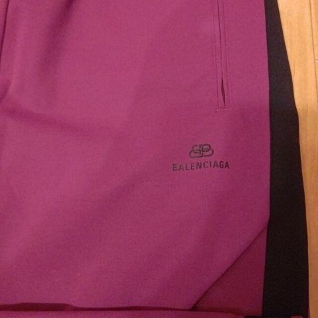 新作再入荷 Balenciaga バレンシアガの通販 by ぜろすけ's shop