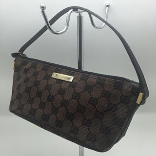 グッチ(Gucci)の超美品 グッチ セミショルダーポーチ (ショルダーバッグ)