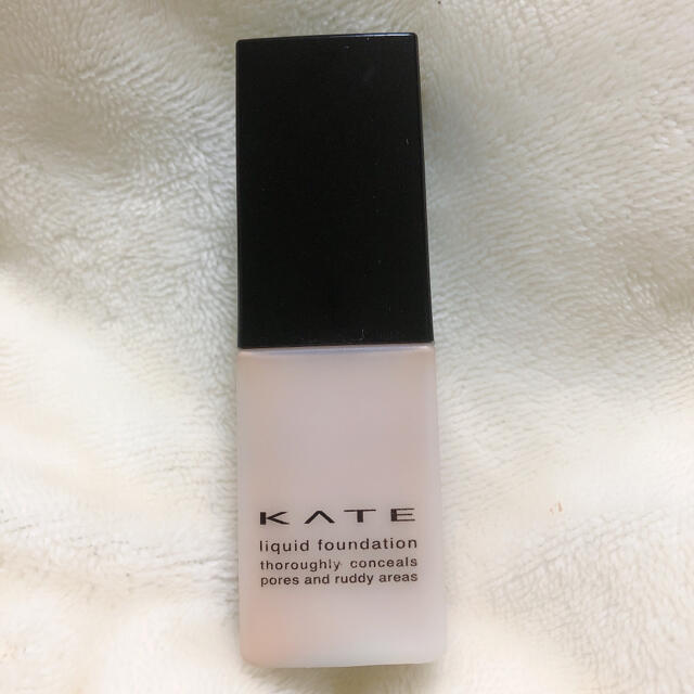 KATE(ケイト)のKATE リキッドファンデーション ベージュC コスメ/美容のベースメイク/化粧品(ファンデーション)の商品写真