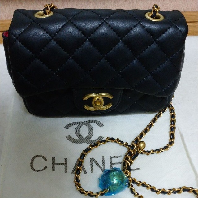 CHANEL ノベルティー チェーンショルダーバック-