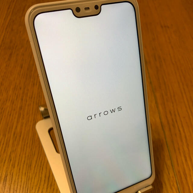 富士通(フジツウ)のYU様専用出品【新品】arrows RX SIMフリー ホワイト① スマホ/家電/カメラのスマートフォン/携帯電話(スマートフォン本体)の商品写真