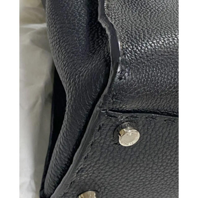 FENDI(フェンディ)のフェンディ　美品　ピーカブー　ピーカーブー　セレリア　ブラック レディースのバッグ(ハンドバッグ)の商品写真