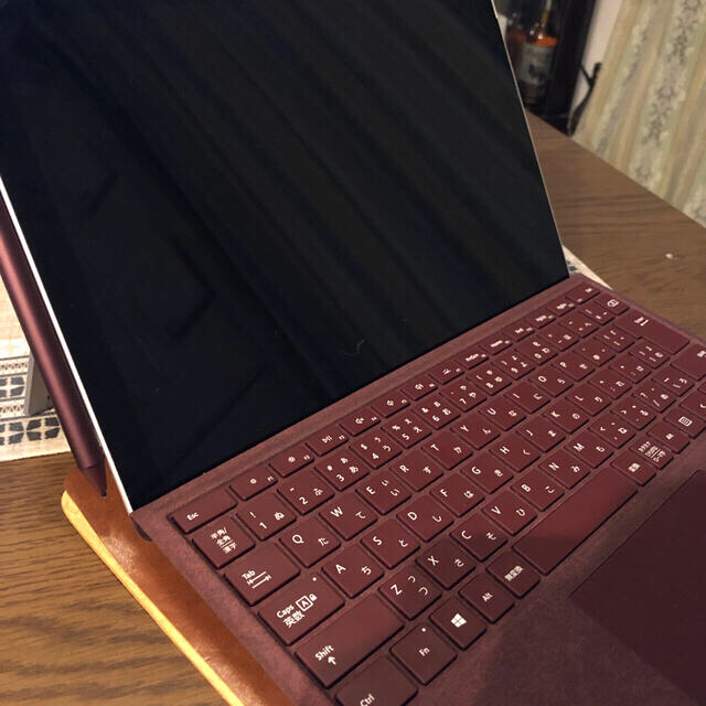 surface pro キーボード　タッチペン　ケース付き