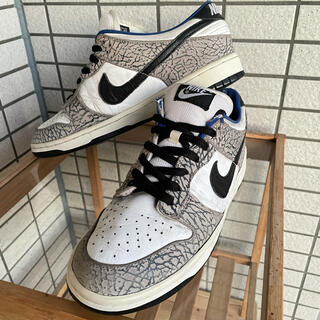 NIKE - NIKE DUNK LOW PRO SB SUPREME セメント ダンクの通販 by ...