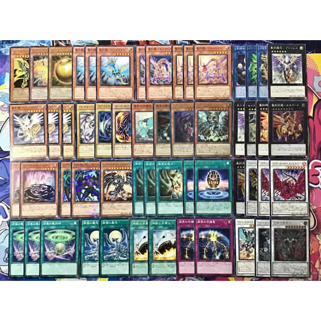 遊戯王 - 本格構築【聖刻ラー】デッキ&EX15枚&スリーブ セットの通販