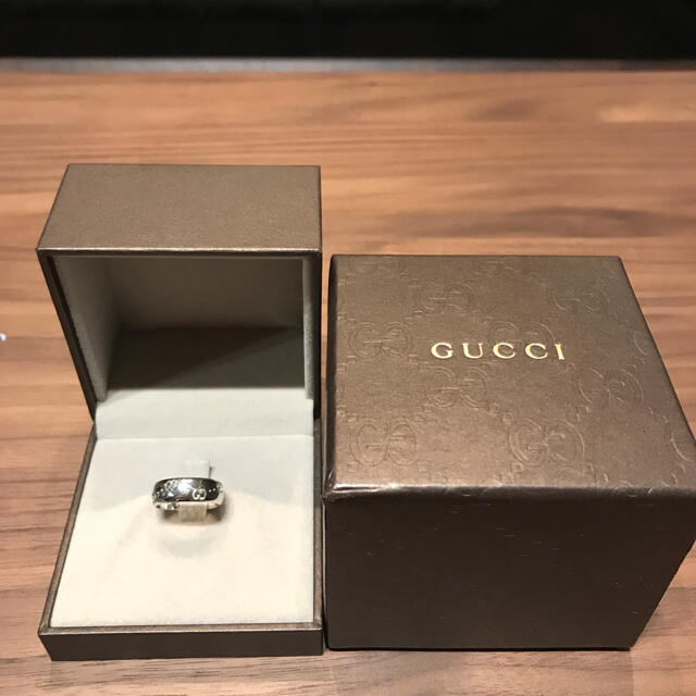 Gucci(グッチ)のよもすがら様専用GUCCI ホワイトゴールド　10号　極美品 メンズのアクセサリー(リング(指輪))の商品写真