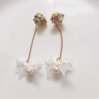 リボンとビジューのピアス(ピアス)