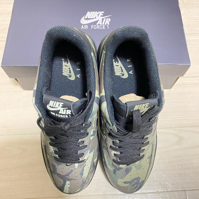 新品 未使用！！AIR FORCE 1 07 LV8 エアフォース1