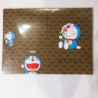 グッチ(Gucci)の最新刊　precious プレシャス　グッチ×ドラえもん付録(ノート/メモ帳/ふせん)