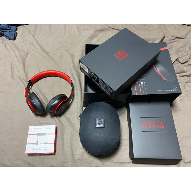 Beats by Dr Dre(ビーツバイドクタードレ)のBeats studio3 wireless ブラックレッド スマホ/家電/カメラのオーディオ機器(ヘッドフォン/イヤフォン)の商品写真